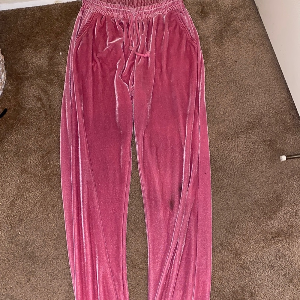 Shien pink velvet sweatpants